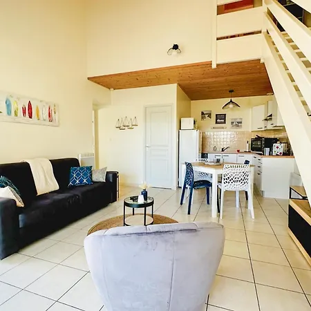 Maison Mitoyenne Au Calme Quartier De La Marcelliere